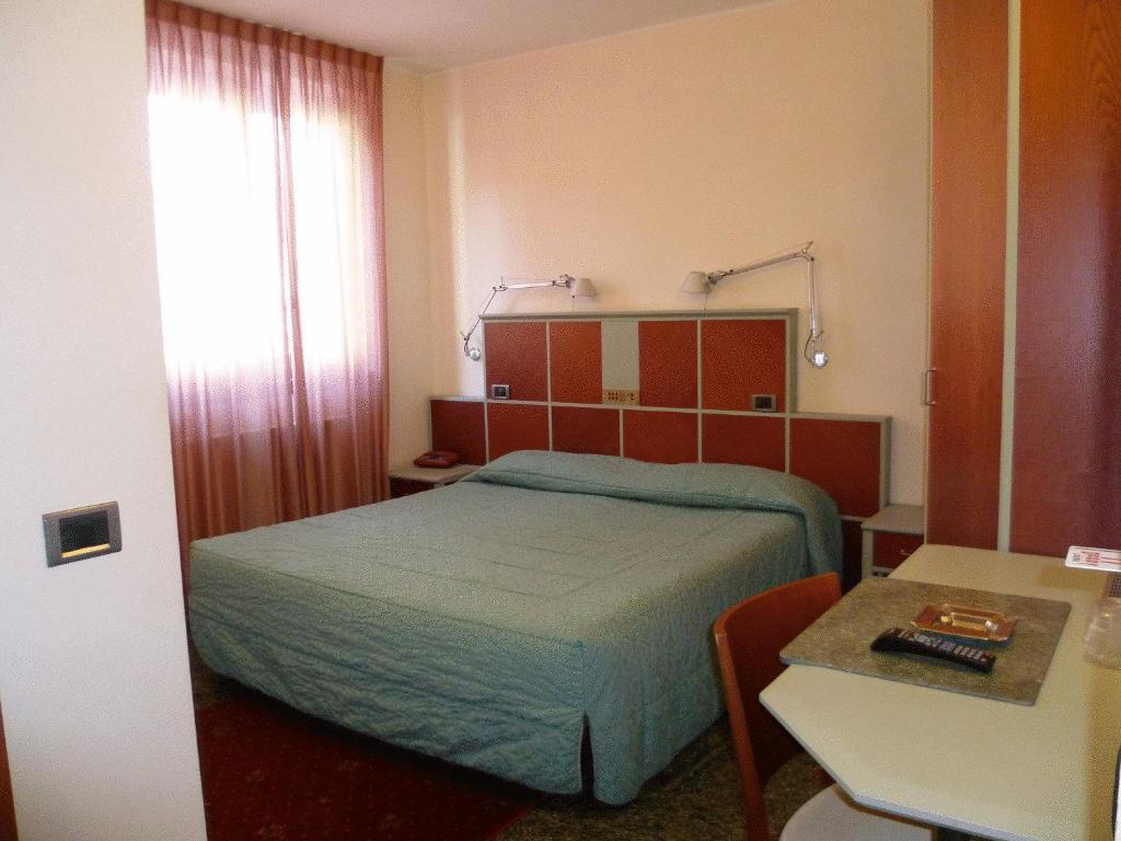 Hotel Derby Aprica Rum bild